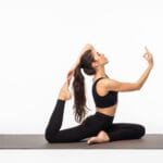 10 Pose Yoga Equinox Musim Gugur Terbaik dan Manfaatnya yang Menakjubkan